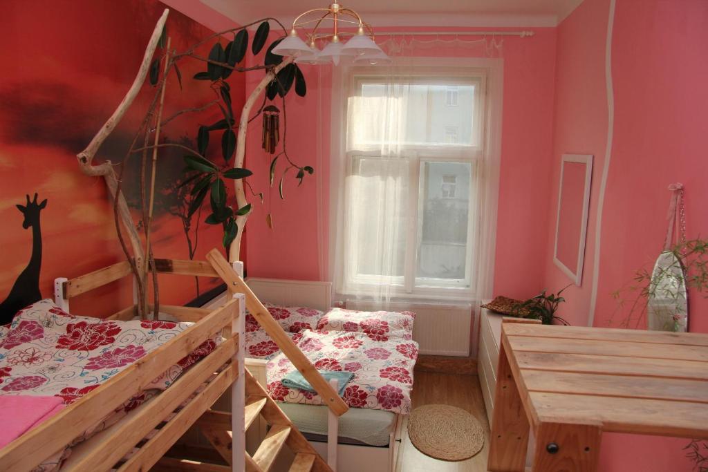 Artharmony Pension & Hostel Praga Esterno foto